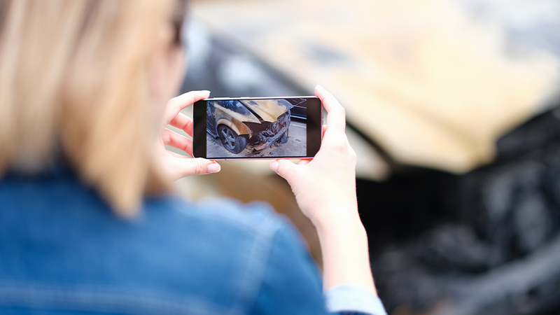 Foto auto andata a fuoco